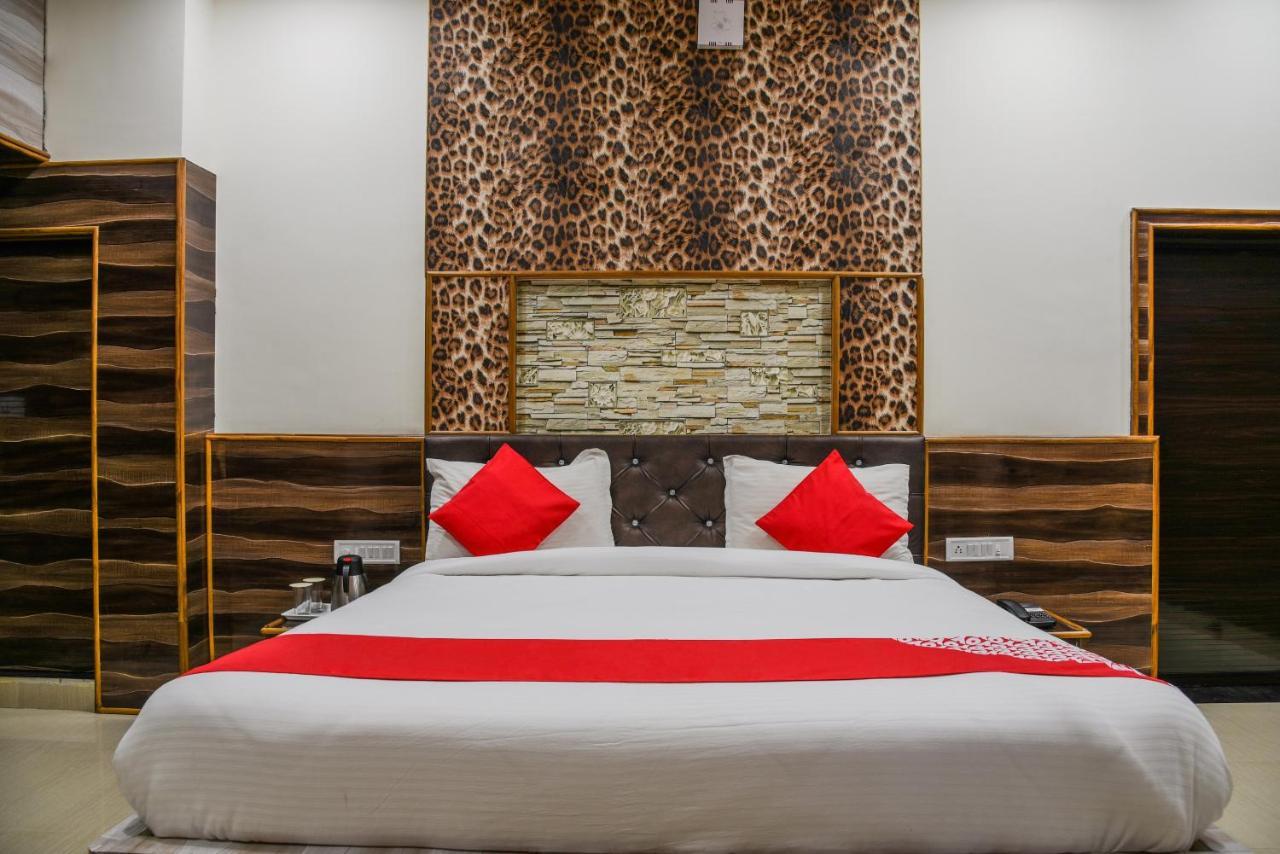 Oyo 11868 Rk Residency Hotel Udaipur Exterior photo